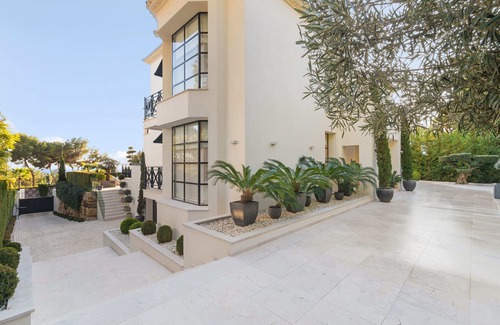 Marbella Villa | Luxury Villa with Sea views in Sierra Blanca