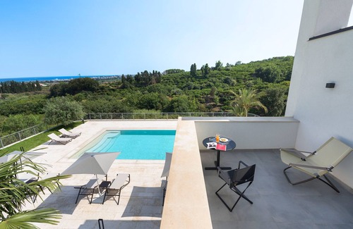 Mascali Villa | luxury villa with swimming pool in Mascali