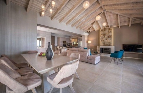 Limni Keri Villa | Luxury Villa Zante | Villa Avril | 3 Bedrooms | Astounding Sea Views