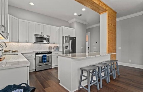 Inlet Beach Heights Villa | Luxury Walk 2 Beach, Private Heated Pool, 2 Masters -King Beds