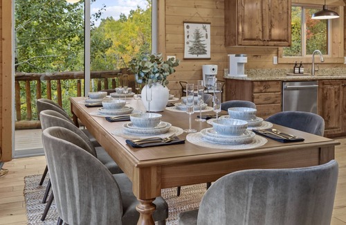Tollgate Canyon Cabin | Luxury Wood-Log Cabin - Your Park City Mountain Getaway - Sleeps 10+
