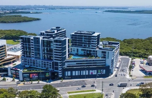 Woolooware Apartment | Luxury Woolooware Apartment with Private Balcony, Bay Views & Resort Perks