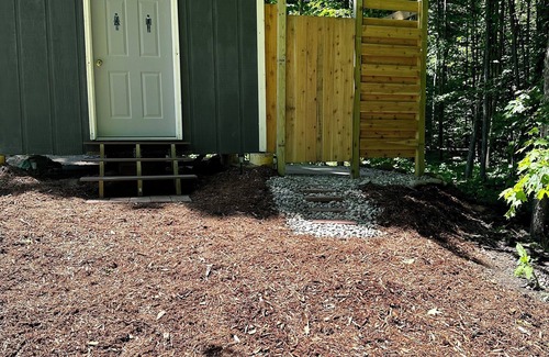 Alden Cabin | Luxury Yurt in charming Bellaire with Heat/AC