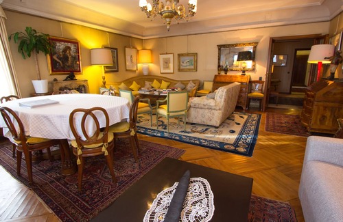 Dorsoduro Apartment | Luxury Zattere Water Front Apartment with Fantastic Views M0270420963