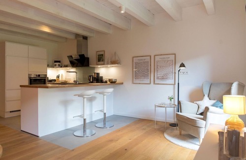 Uttum Apartment | Luzie, a stylish and cozy retreat - Van Senden