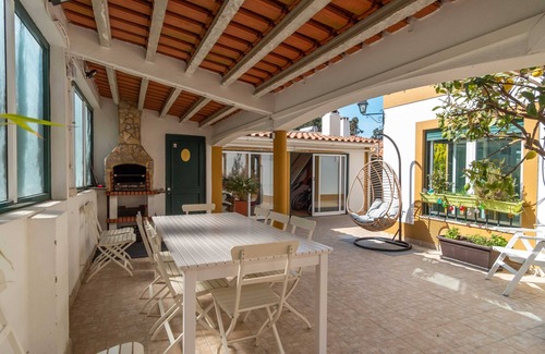 Aldeia do Meco Villa | LVPremier LA1- heated pool, Jacuzzi, AC, garden