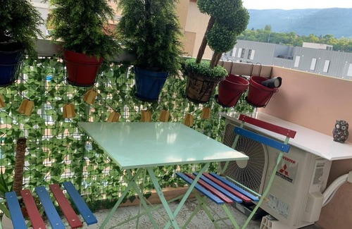 Aix-les-Bains City Center Apartment | LX136 Studio cosy avec balcon & montagne - Central