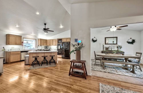 Tahoe Village House | lx21 Beautiful Tahoe family Home