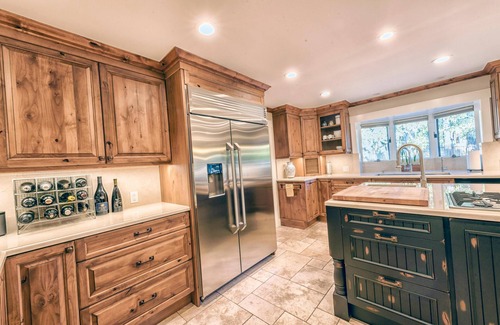 Del Monte Forest House | Lx47: Pebble Garden Retreat Home With Modern Kitchen