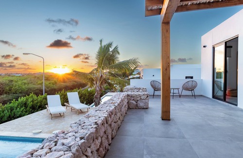 Jan Thiel Villa | LXRY VILLAS