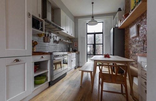 Camden Town Apartment | Lyme Terrace by onefinestay