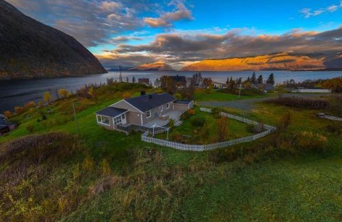 Koppangen House | Lyngen alps View