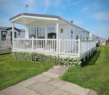 Rhyl Resort | Lyons robin hood lodge Rhyl
