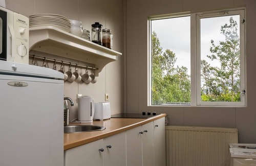 Hvalfjarðarsveit House | Móar Guesthouse