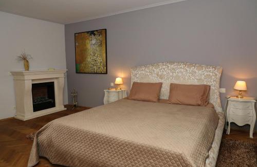 Flingern Nord Apartment | Möbelierte 3-Zimmer-Wohnung mit luxuriöser Innenausstattung in Zentrum