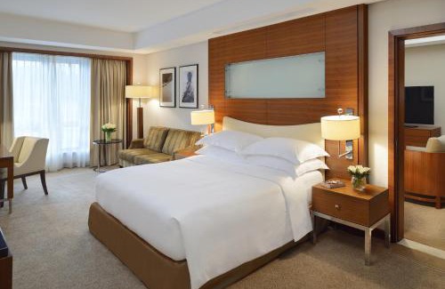 Bur Dubai Hotel | Mövenpick Hotel & Apartments Bur Dubai