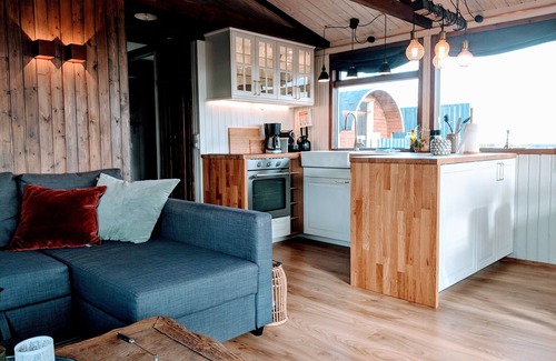 Borgarnes Cottage | Múlakot Cosy Cabins