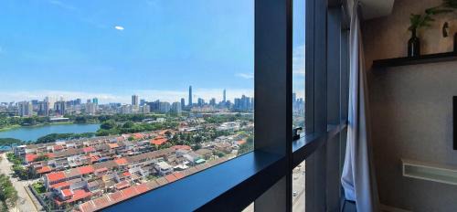 Kuala Lumpur Apartment | M CITY AMPANG, KLCC pool view