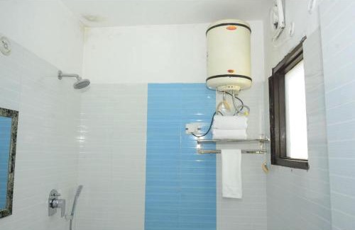Jammu House | M K Hotel Restaurant, Jammu