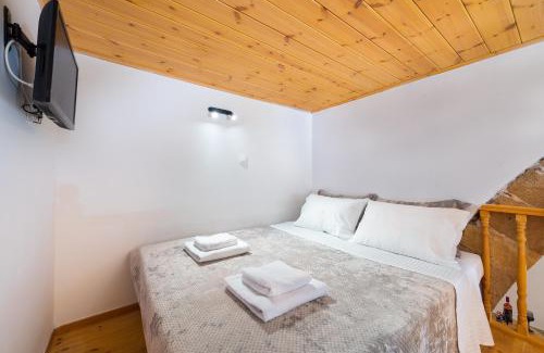 Theologos House | M&K Traditional House