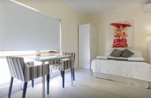 West Perth Apartment | M102 West Perth Studio Apartment near Kings Park