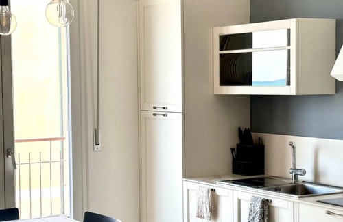 Marcelli Apartment | M389 - Marcelli, new three-room apartment on the sea with private beach