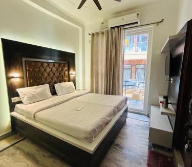 Tapovan House | Maa Vaibhav Laxmi Guest House
