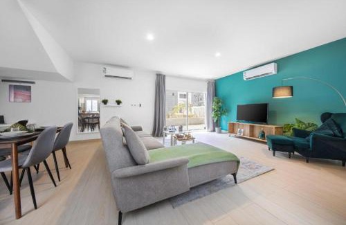 King Abdul Aziz Road Apartment | Mabaat-White Pearl Compound - 600 A-Villa 2