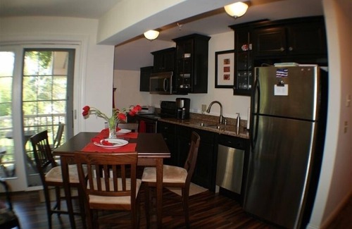 Mackinac Island Condo | Mackinac Island Condo MONTHLY RENTAL ONLY Condo has Great Lakes & Main St. views