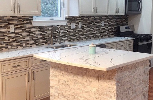 Macon House | Macon a Little Music House. Family-sized Home <1 Mile to Mercer & Downtown
