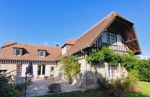 Barneville-la-Bertran Villa | Maddalena | Charming Country Villa with Heated Pool 4★ | 10 guests