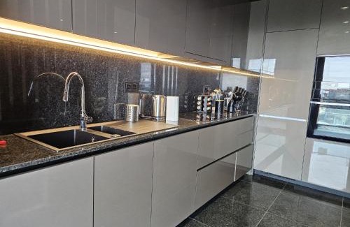 Sao Martinho Apartment | Madeira Four Seasons by Rentallido