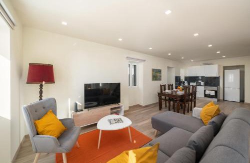 Santa Maria Maior House | Madeira Friendly Guest House by An Island Apart