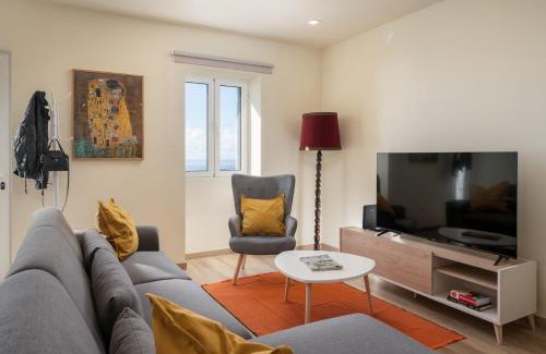 Santa Maria Maior House | Madeira Friendly Guest House by An Island Apart