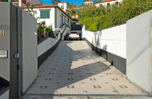 Imaculado Coracao de Maria House | Madeira Funchal Stay