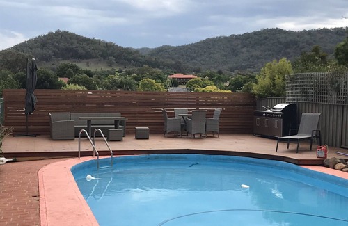 Central Mudgee House | Madeira House - District views in town