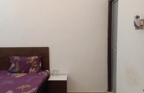 Faizabad House | Madhvan City guest House
