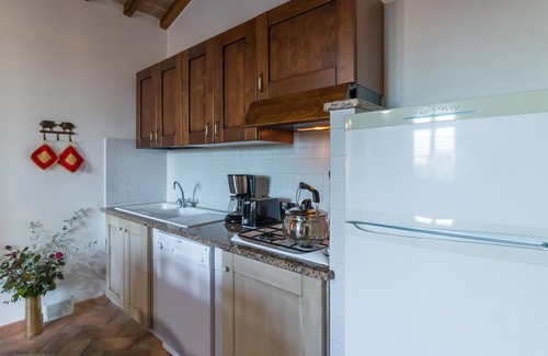 Casamaggiore Apartment | Madone O, apartment in agriturismo. Pool, WiFi, tennis