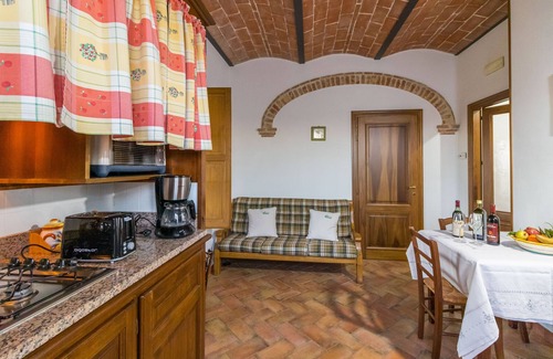 Casamaggiore Apartment | Madone P, apartment in agriturismo. Pool, WiFi, tennis