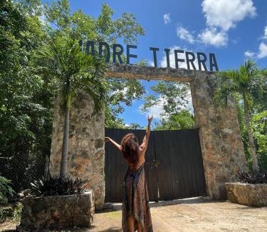 Leona Vicario House | Madre Tierra Eco Habitat