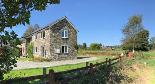 Llanybydder House | Maesyfelin Isaf Apartment