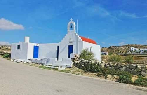 Paraga Apartment | Maganos DekaEpta:Mykonos Apartment, close to the sea, breakfast included, shared pool