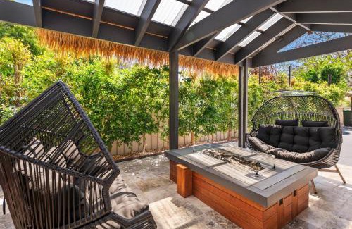 Shoal Bay House | Maggie Mae