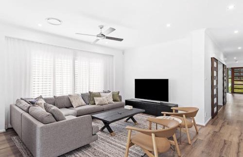 Shoal Bay House | Maggie Mae