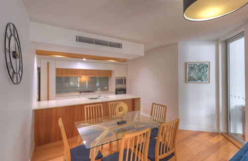 Horseshoe Bay Apartment | Maggies Beachfront Apt. 11