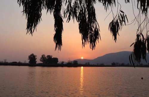 Fondi House | Magia sul Lago di Fondi