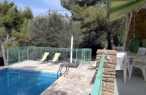 Ceyreste Villa | ☼ MAGIC! A Villa With Swimming Pool, Close to the Calanques ♥ Just for You