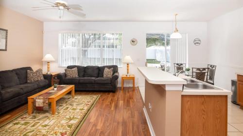 Legacy Park House | Magic House At Legacy Park - Private Pool