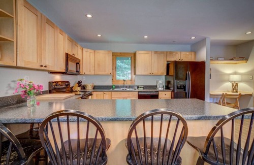 Londonderry Apartment | Magic Mountain Retreat
