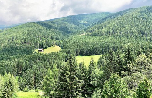 Sankt Oswald Apartment | Magic View @ Rosie Chalet